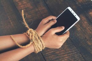 Essential Health Tips For Smartphone Addicts
